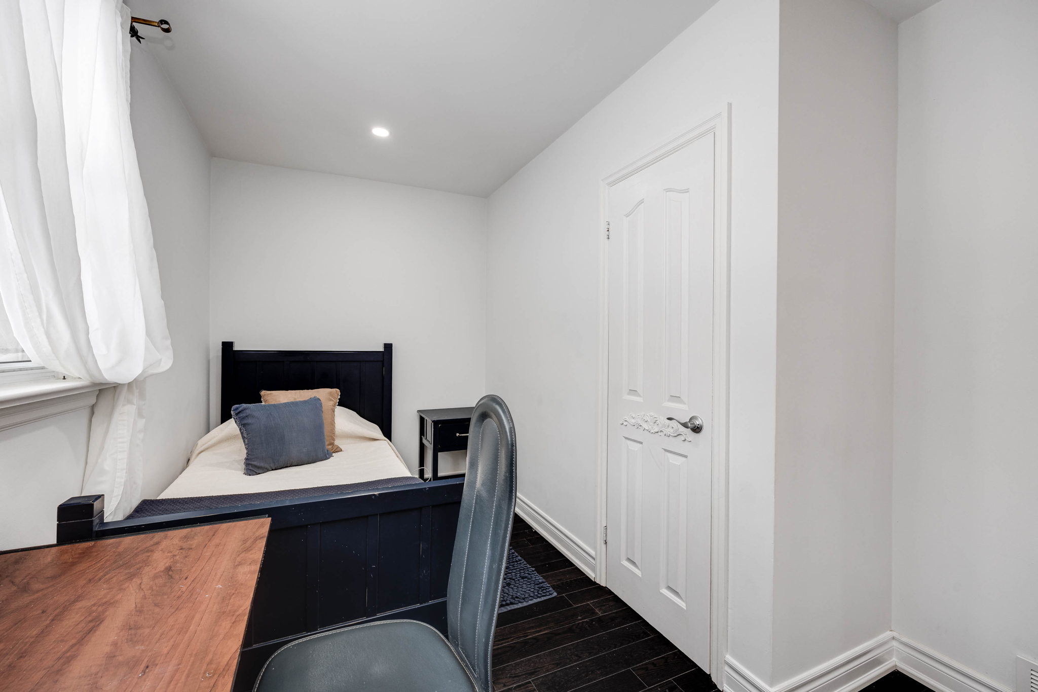 Newmarket property showcase — delivered property photograph 36