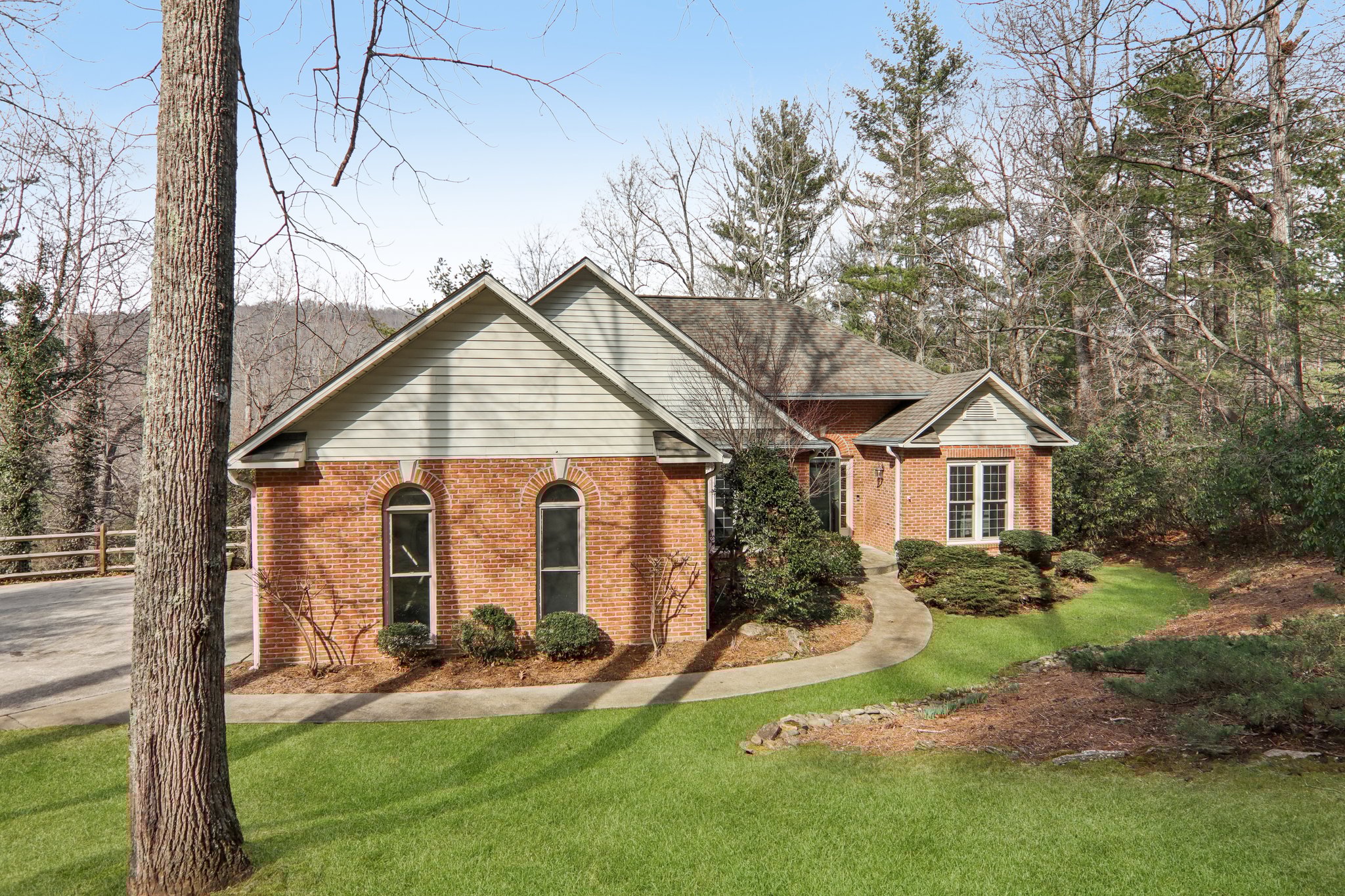 Zelda Court-L2602-004.jpg