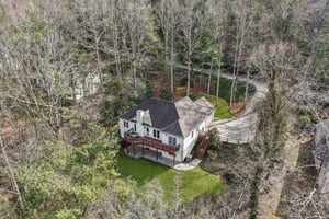 Zelda Court-L2602-073.jpg