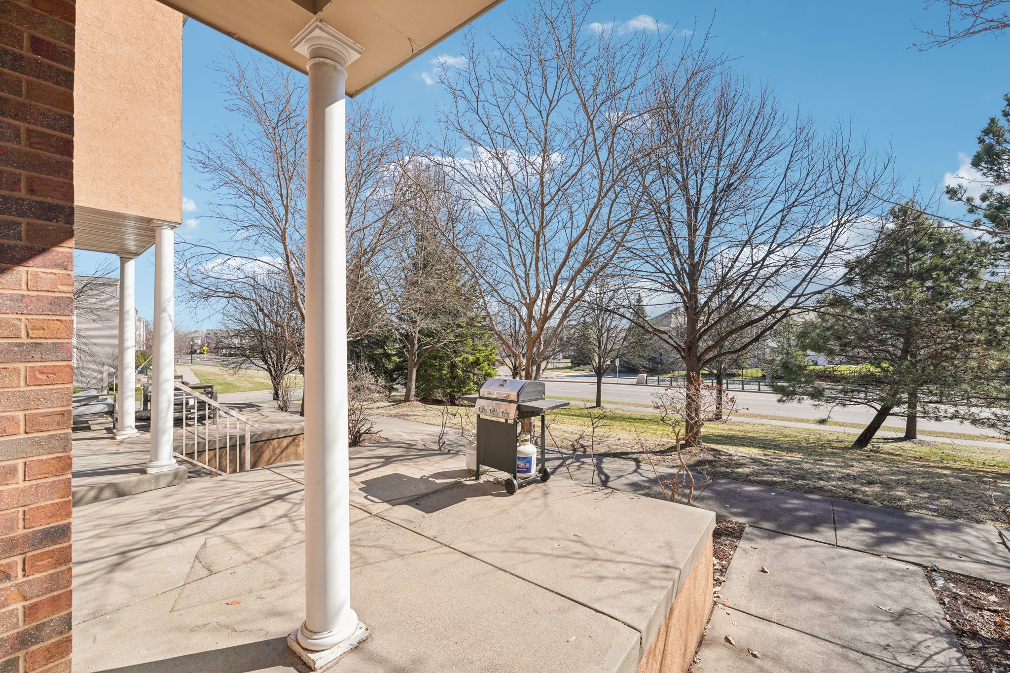 Zane Ave N-S1104-002.jpg