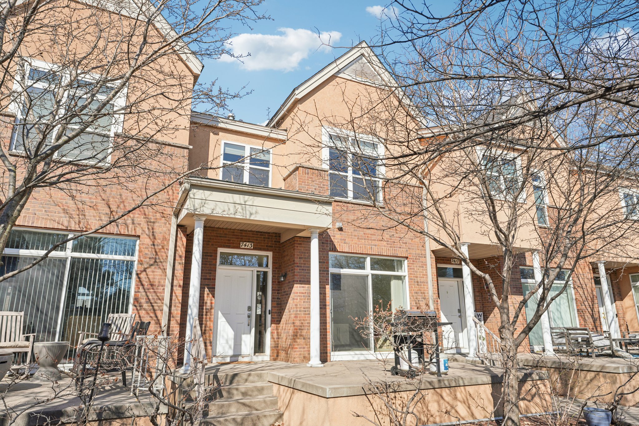 Zane Ave N-S1104-005.jpg