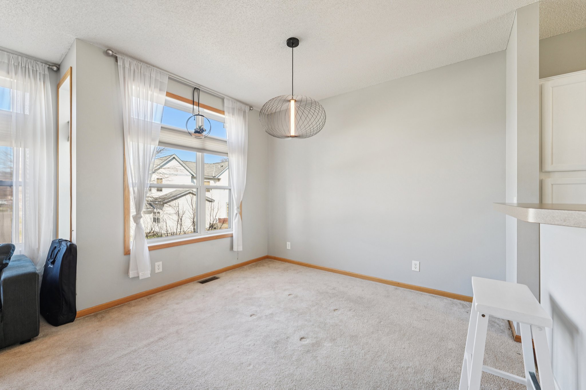 Zane Ave N-S1104-016.jpg