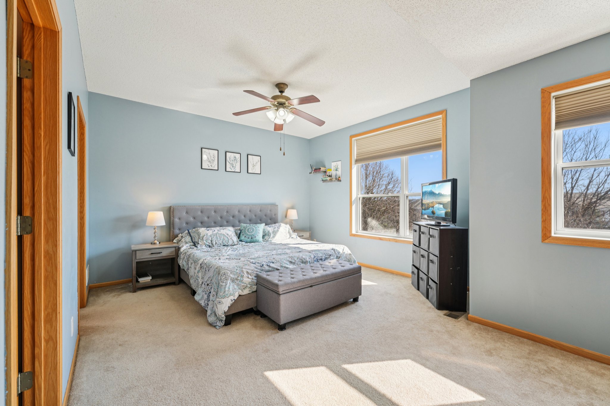 Zane Ave N-S1104-028.jpg