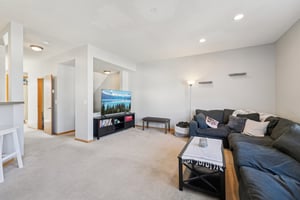 Zane Ave N-S1104-013.jpg