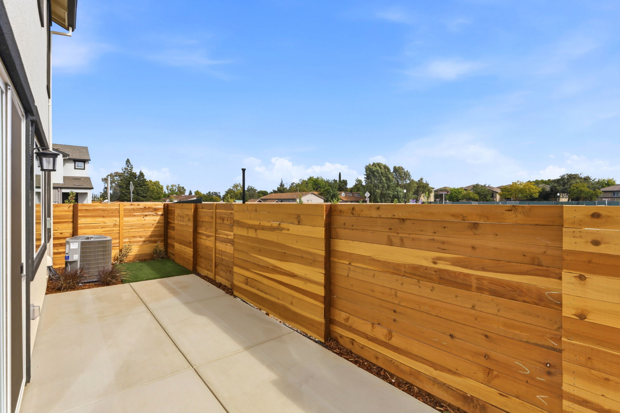 035_F8_7414 Kolding Ln