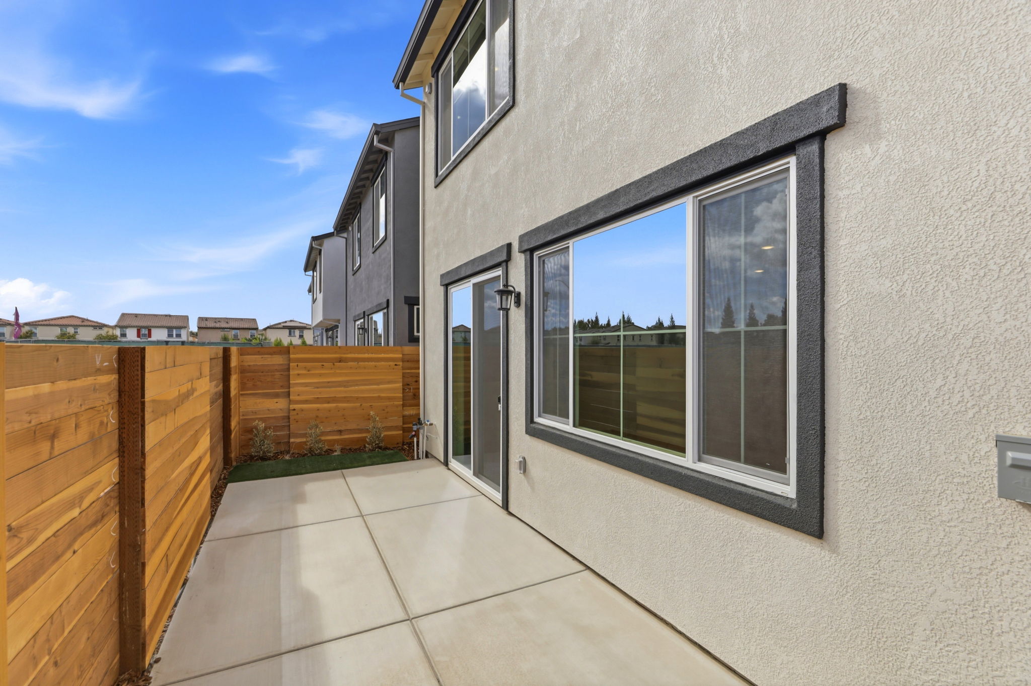 036_F8_7414 Kolding Ln