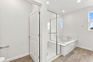 027_F8_7414 Kolding Ln