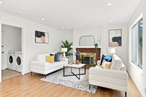 010_F8_7415 Phinney Way