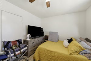  Photo 36