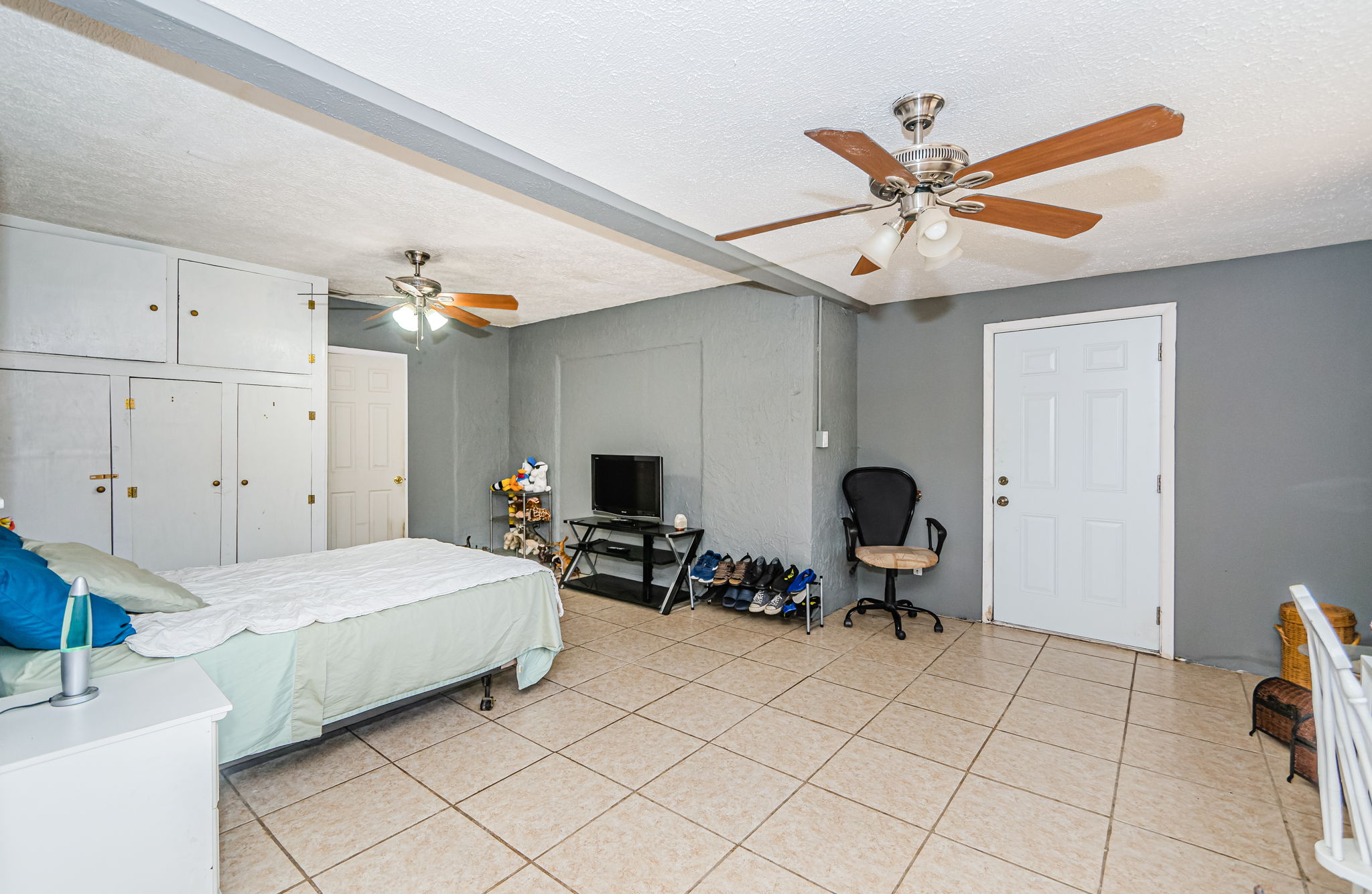 Bedroom 1B