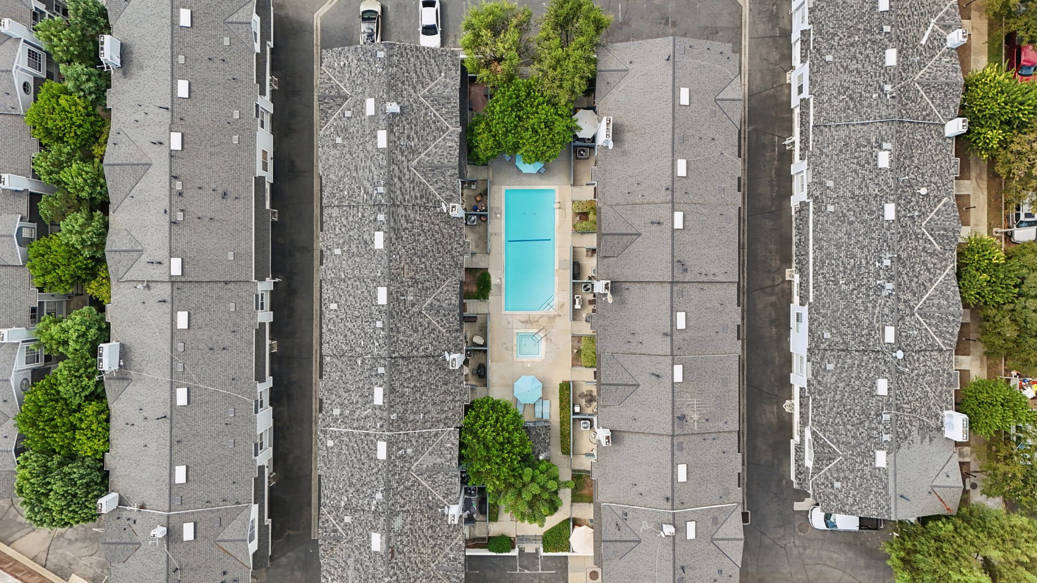 Corbin Ave unit 12-2509-905.jpg