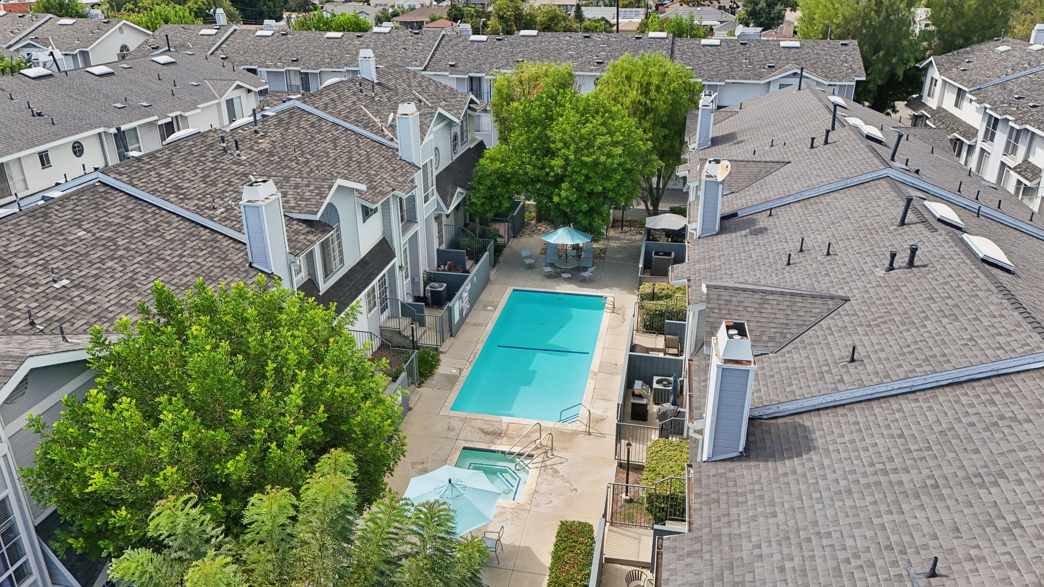 Corbin Ave unit 12-2509-907.jpg