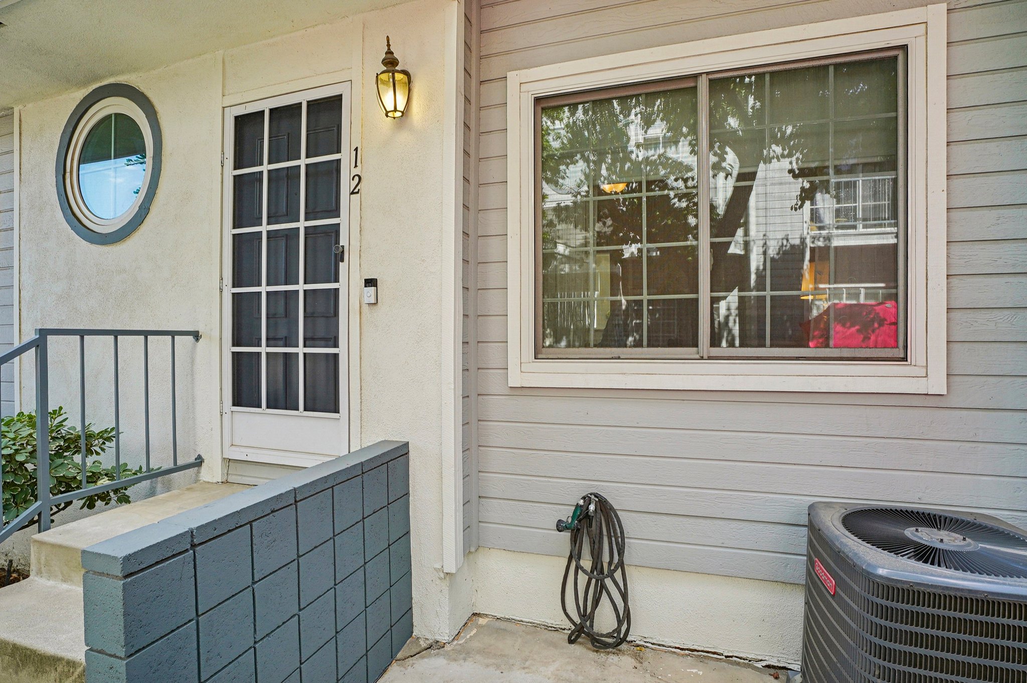 Corbin Ave unit 12-S2509-002.jpg