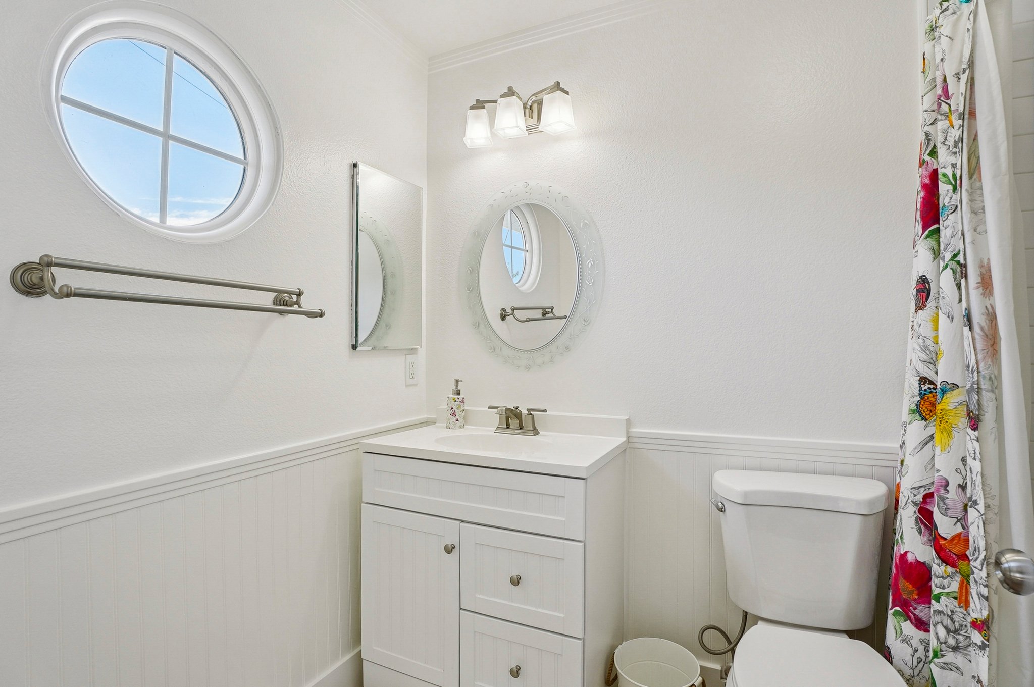 Corbin Ave unit 12-S2509-024.jpg