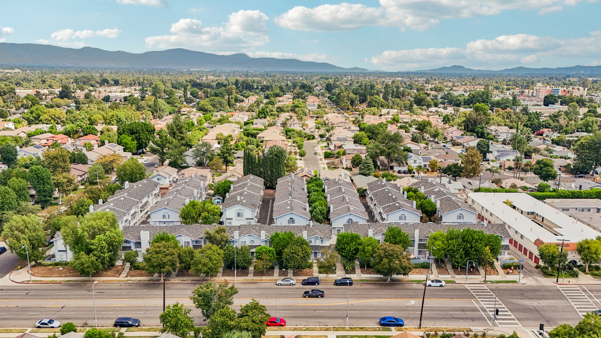 Corbin Ave unit 12-S2509-030.jpg