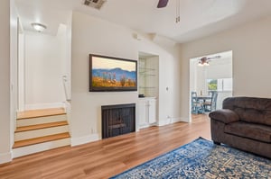 Corbin Ave unit 12-S2509-006.jpg