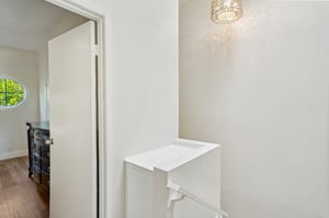 Corbin Ave unit 12-S2509-026.jpg