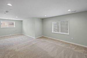  Photo 36