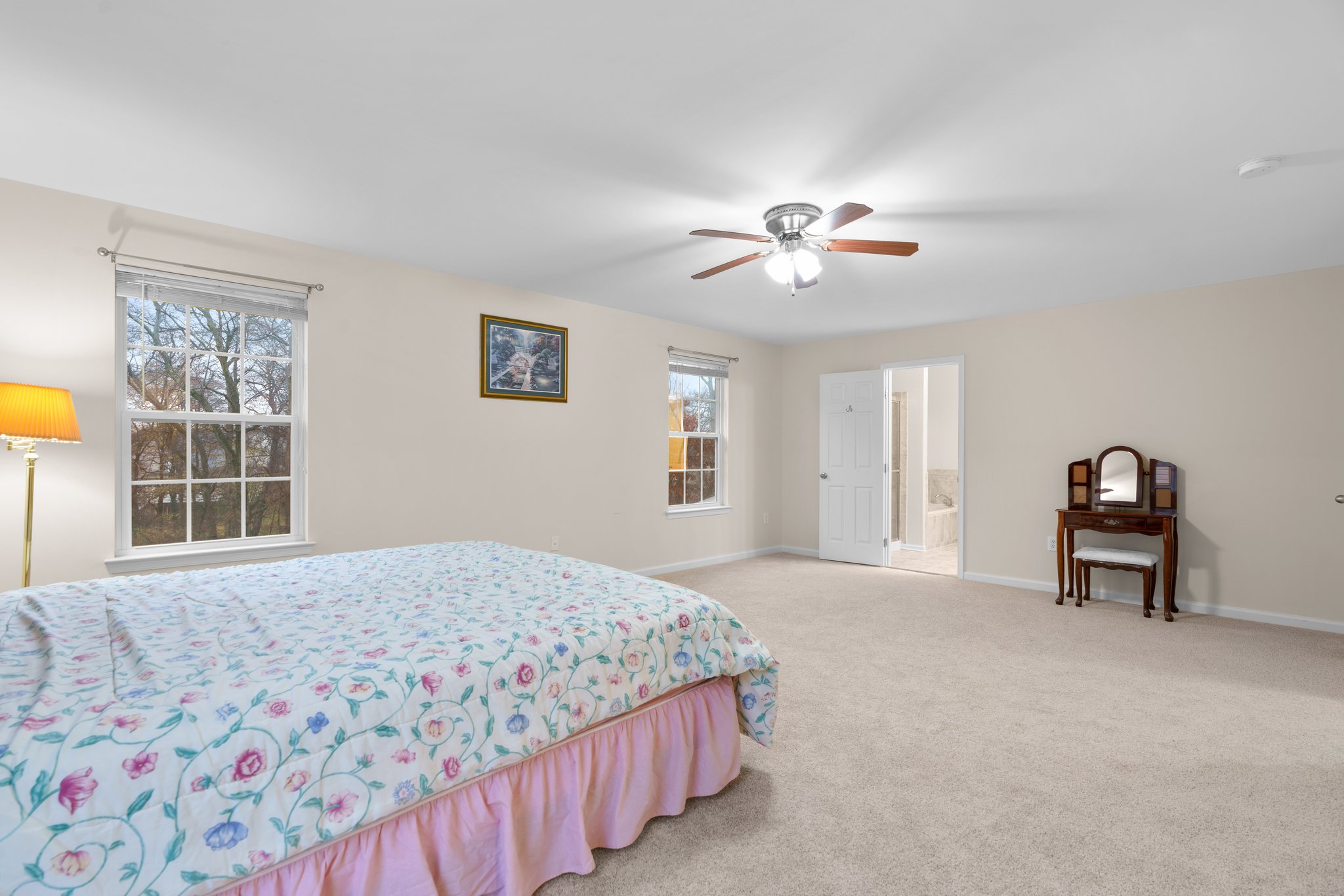 30. Upper bedroom.jpg