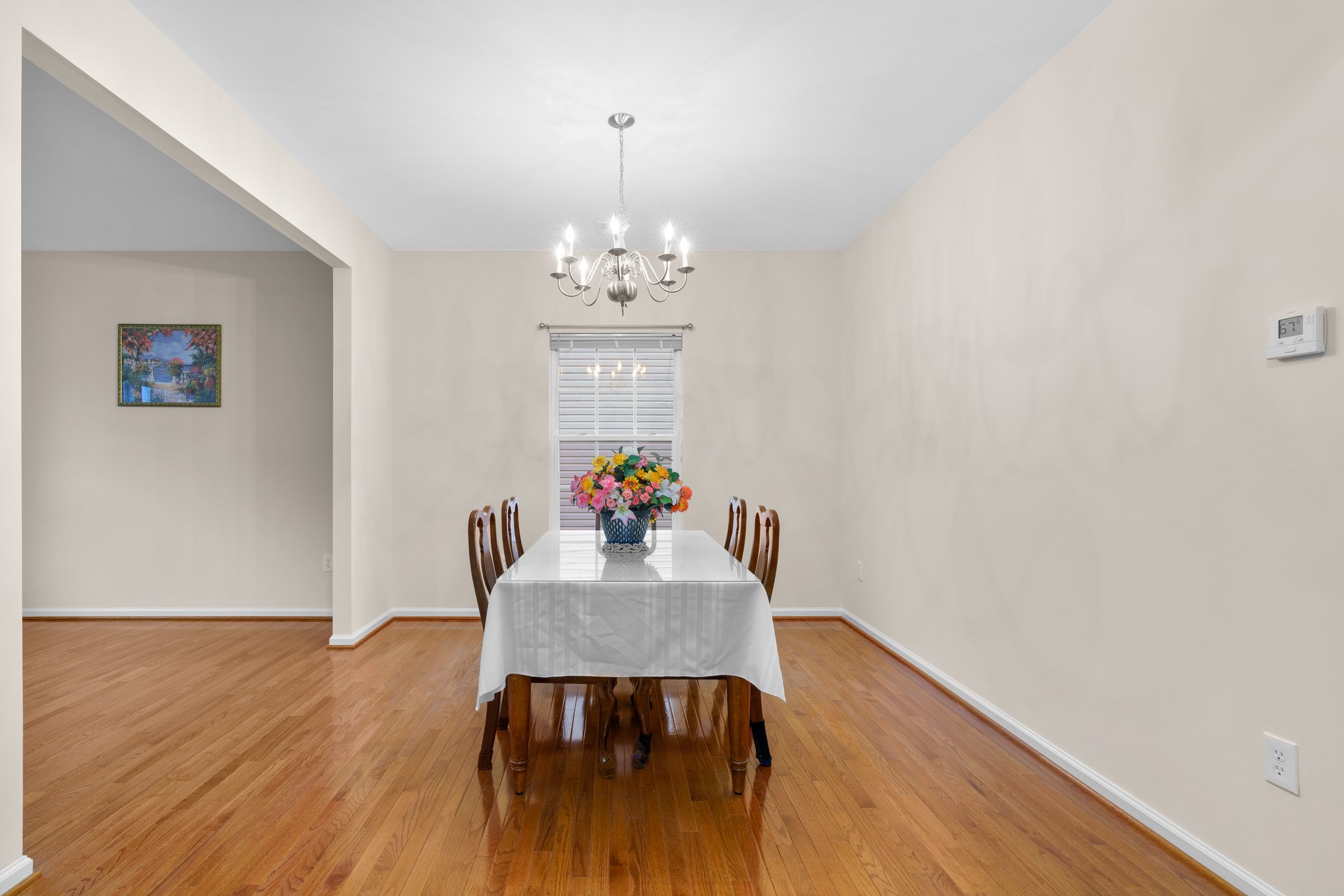 08. Dining room.jpg