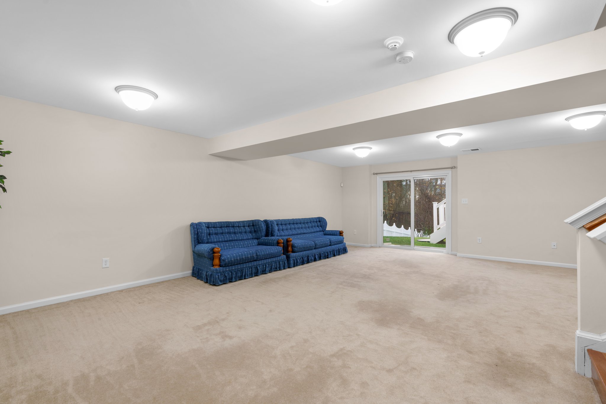 36. Recreation room.jpg