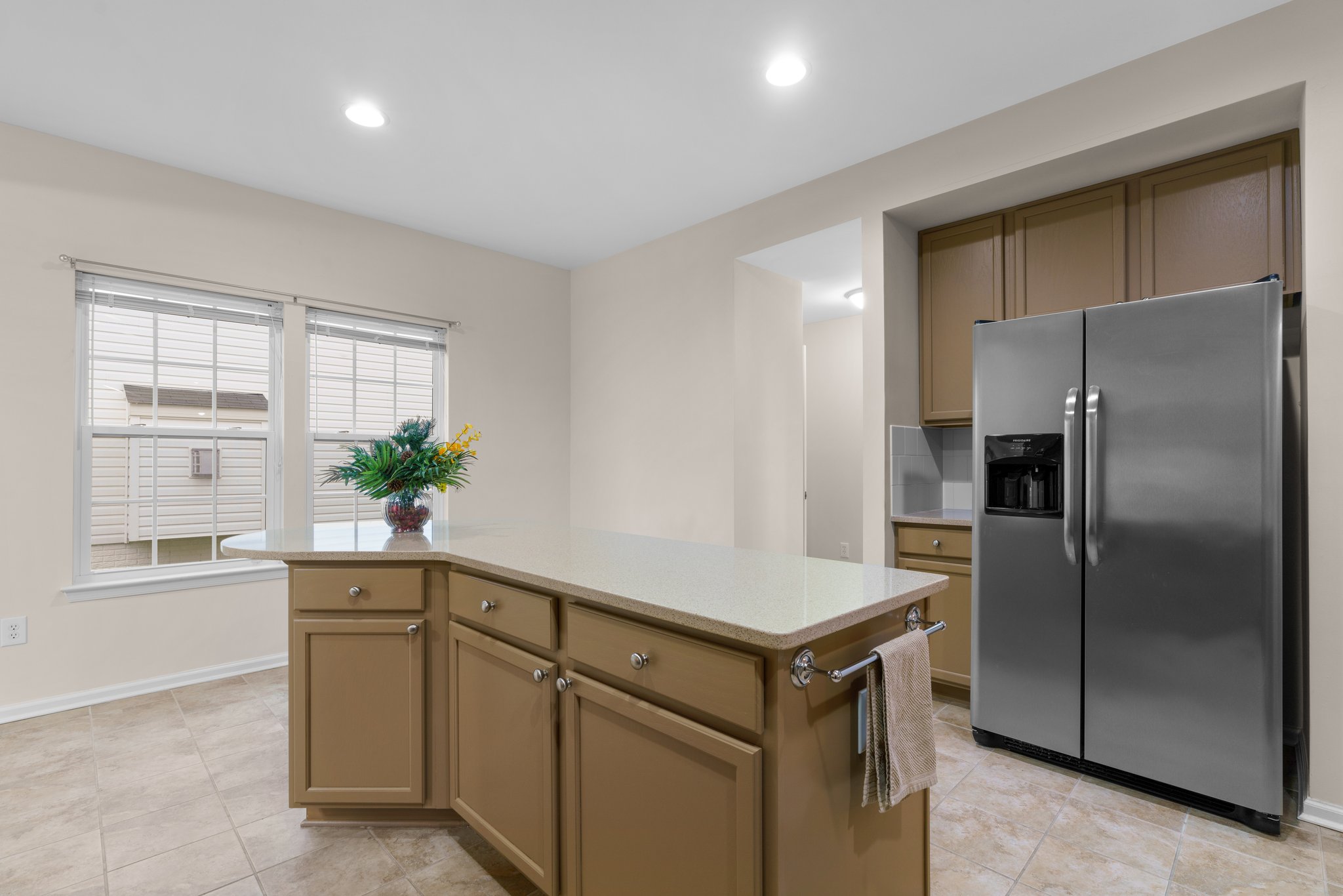 15. Kitchen.jpg