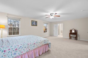 30. Upper bedroom.jpg