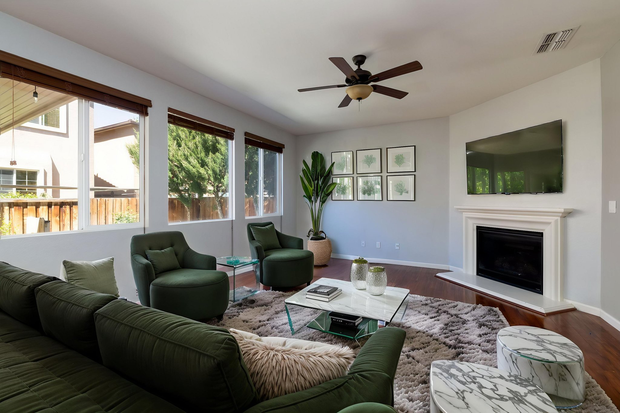 7422 Windswept-12 virtually staged.jpeg