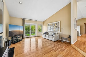 Hyde Park Ln-S0505-013.jpg