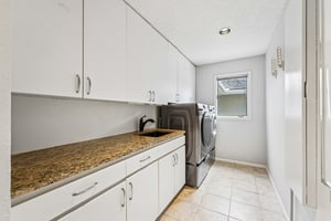 Hyde Park Ln-S0505-024.jpg
