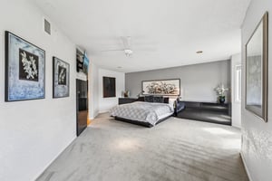 Hyde Park Ln-S0505-033.jpg