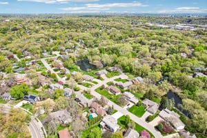 Hyde Park Ln-S0505-066.jpg