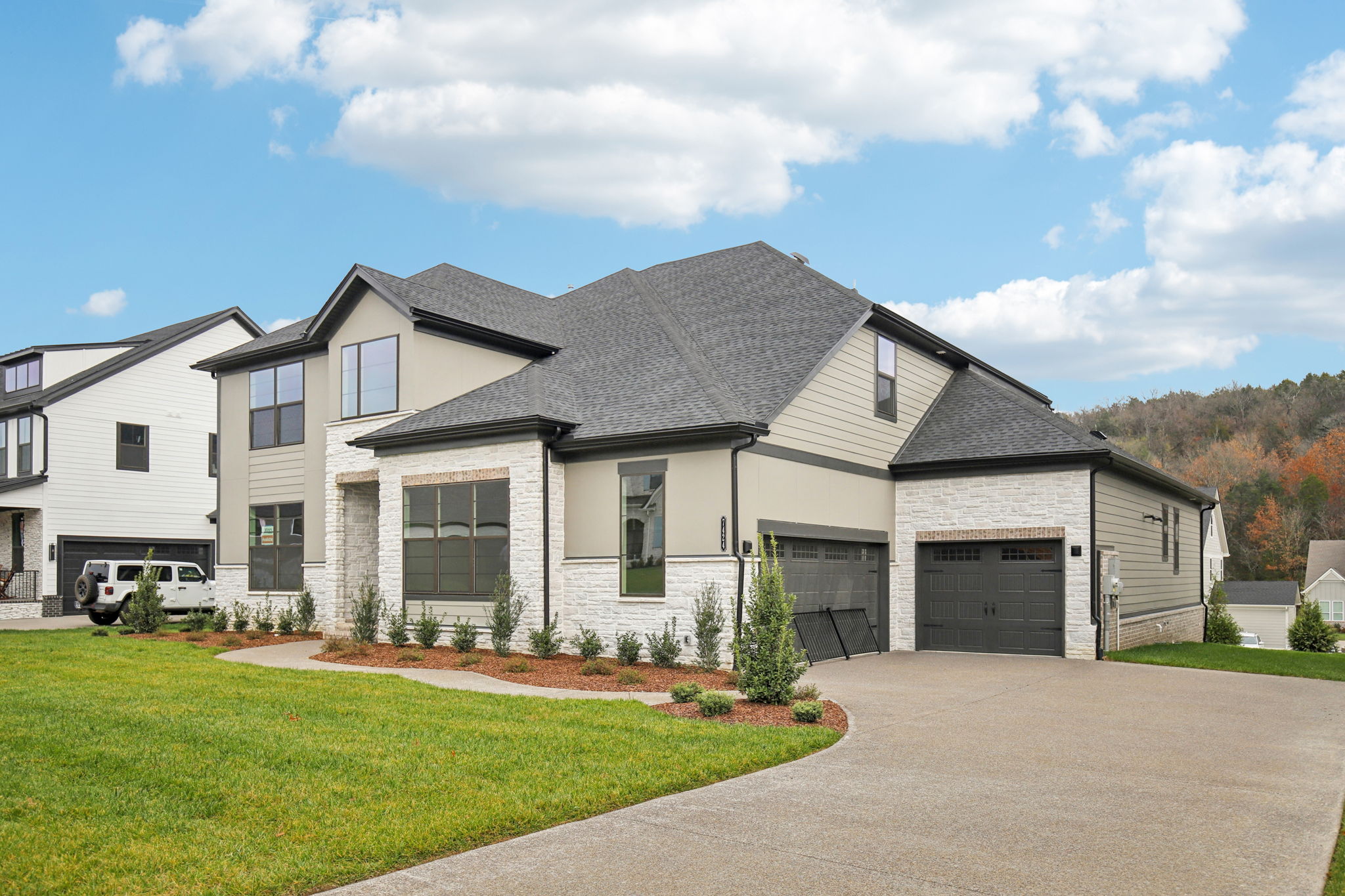 7424 LEELEE DRIVE-S2211-002