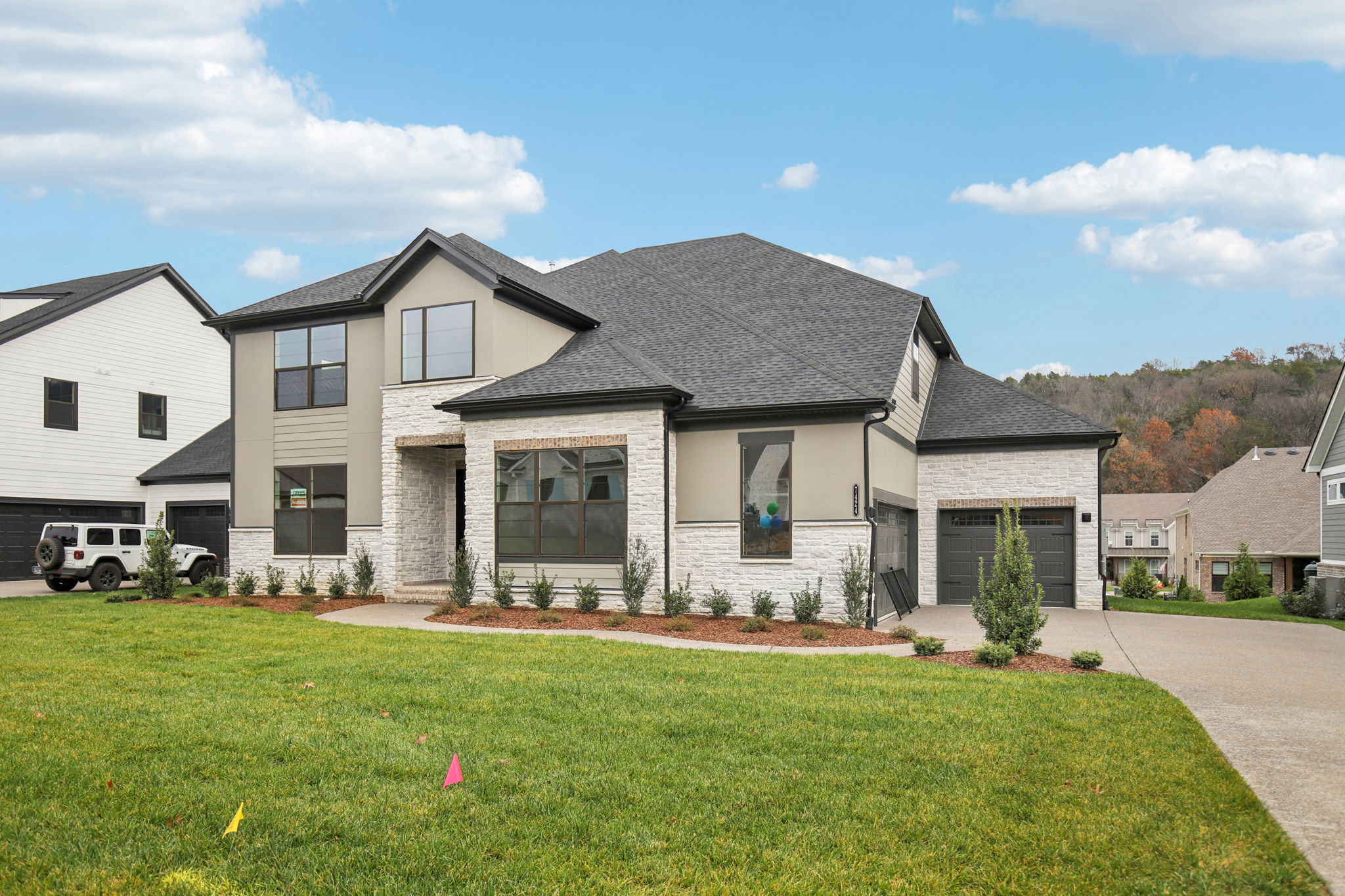 7424 LEELEE DRIVE-S2211-003