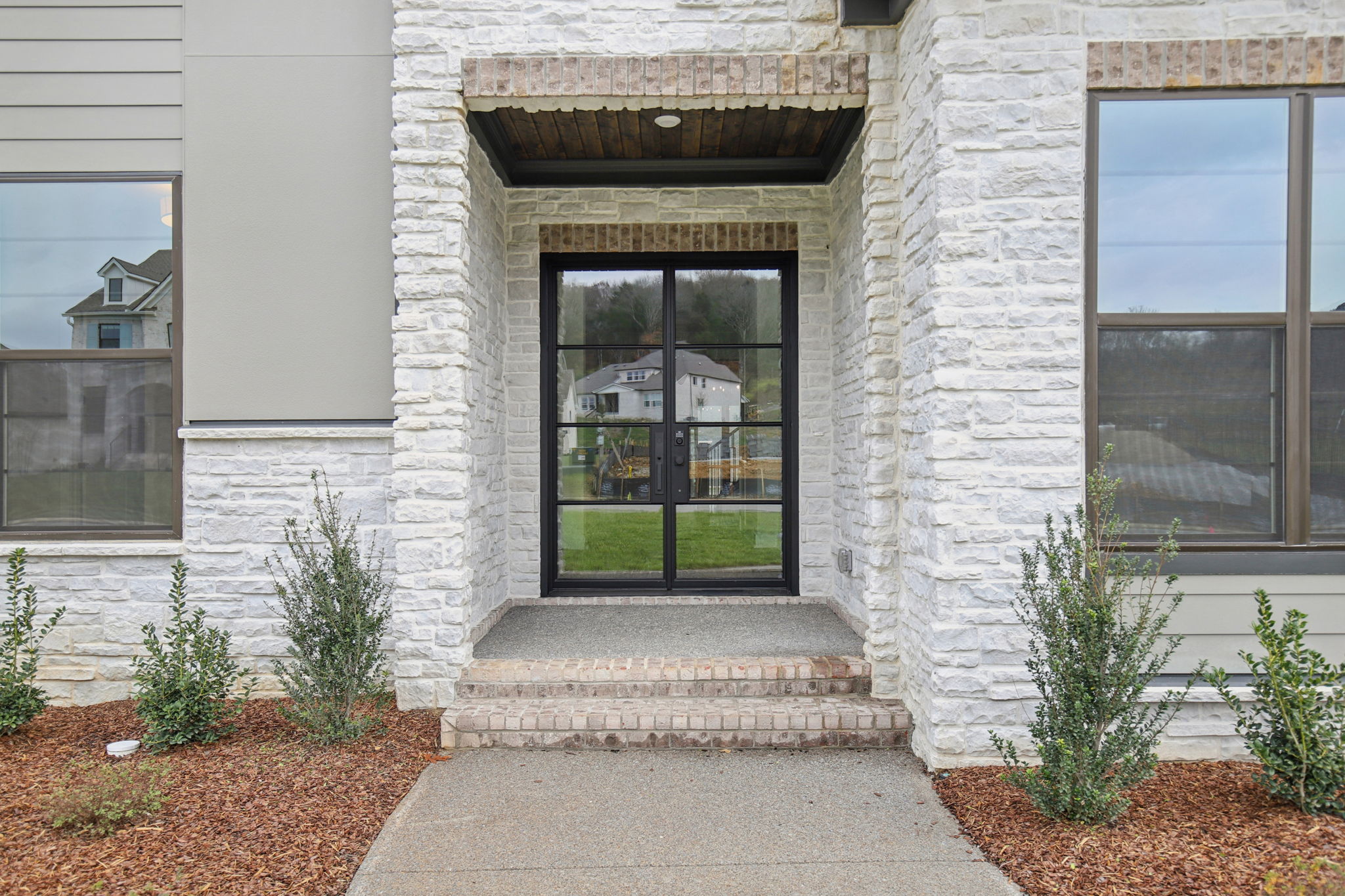 7424 LEELEE DRIVE-S2211-007