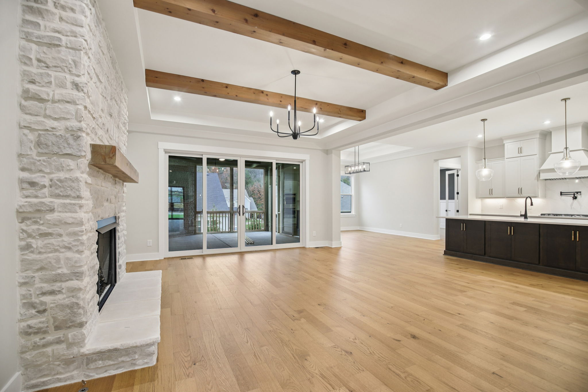 7424 LEELEE DRIVE-S2211-015