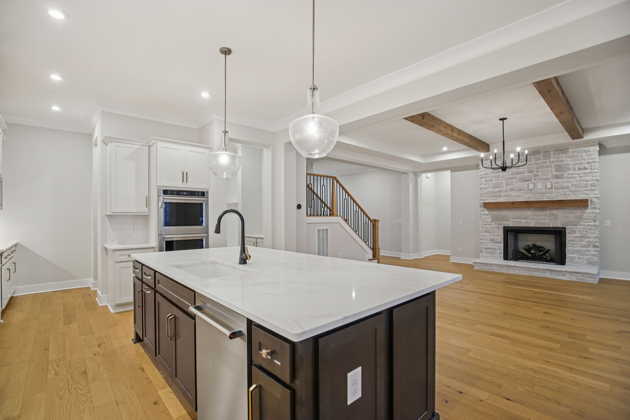 7424 LEELEE DRIVE-S2211-030
