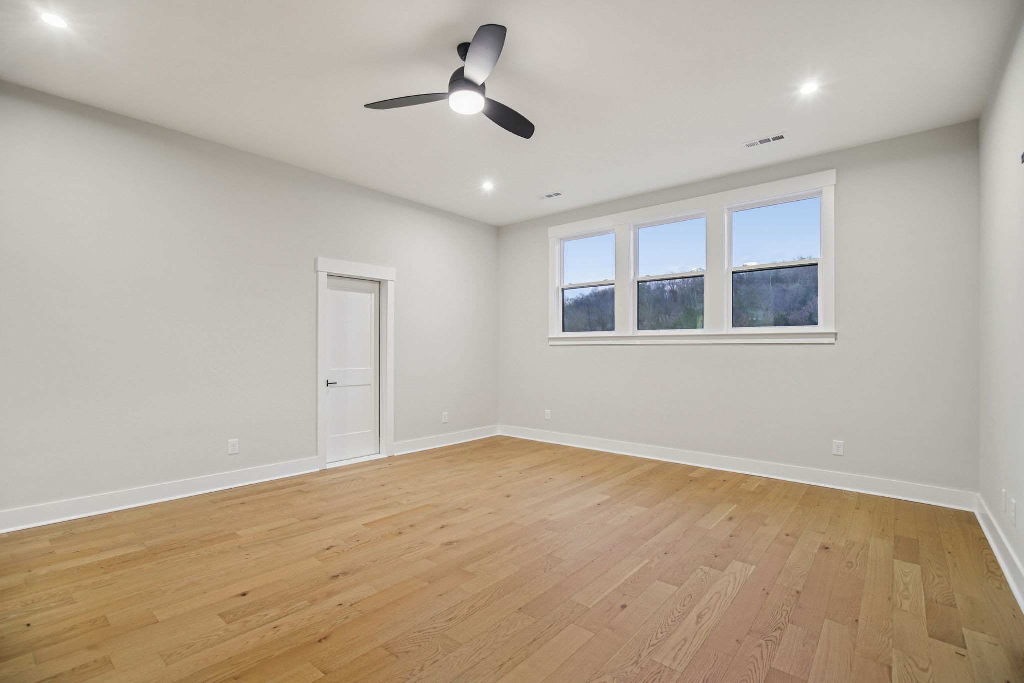 7424 LEELEE DRIVE-S2211-040