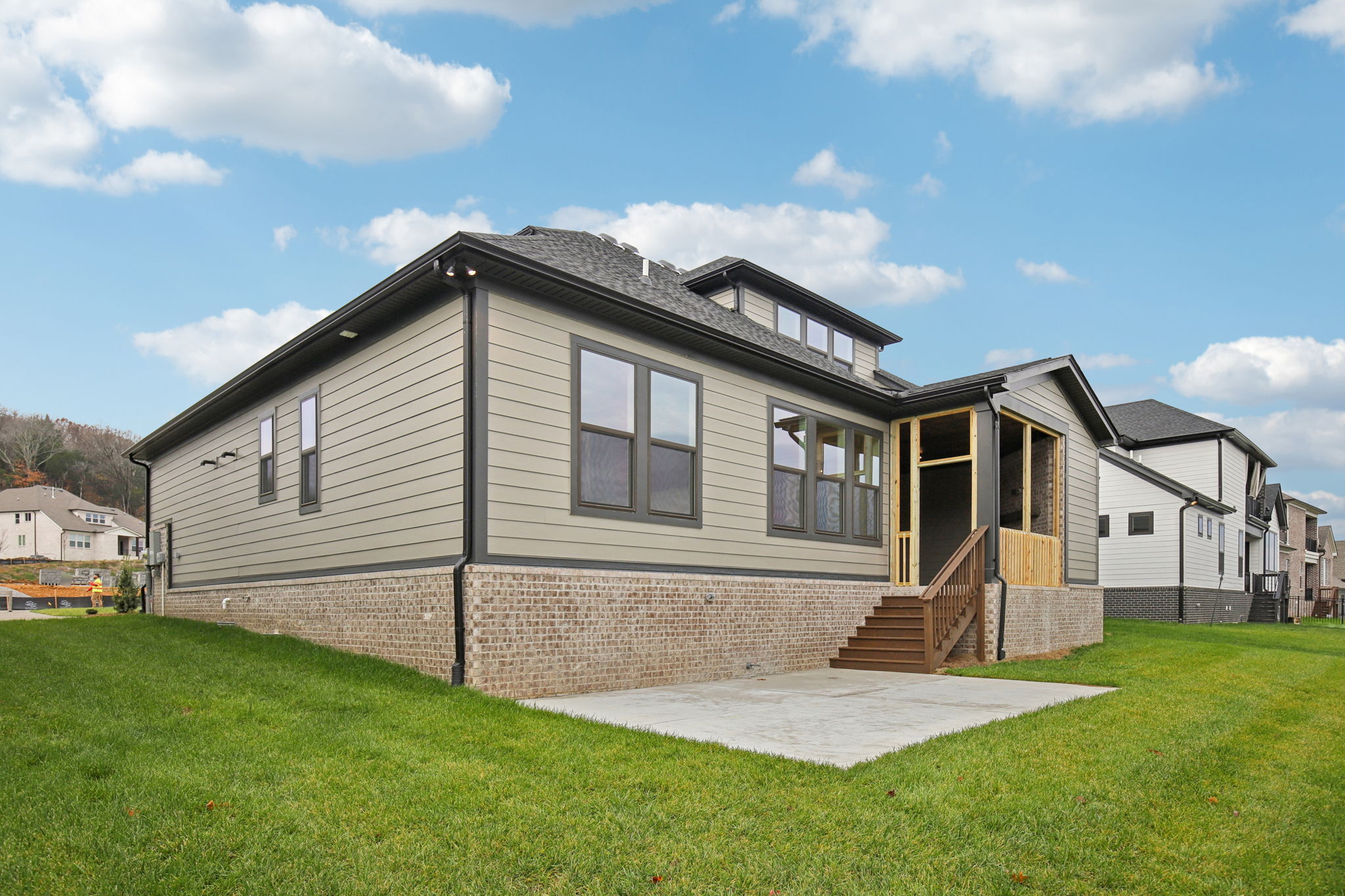 7424 LEELEE DRIVE-S2211-098