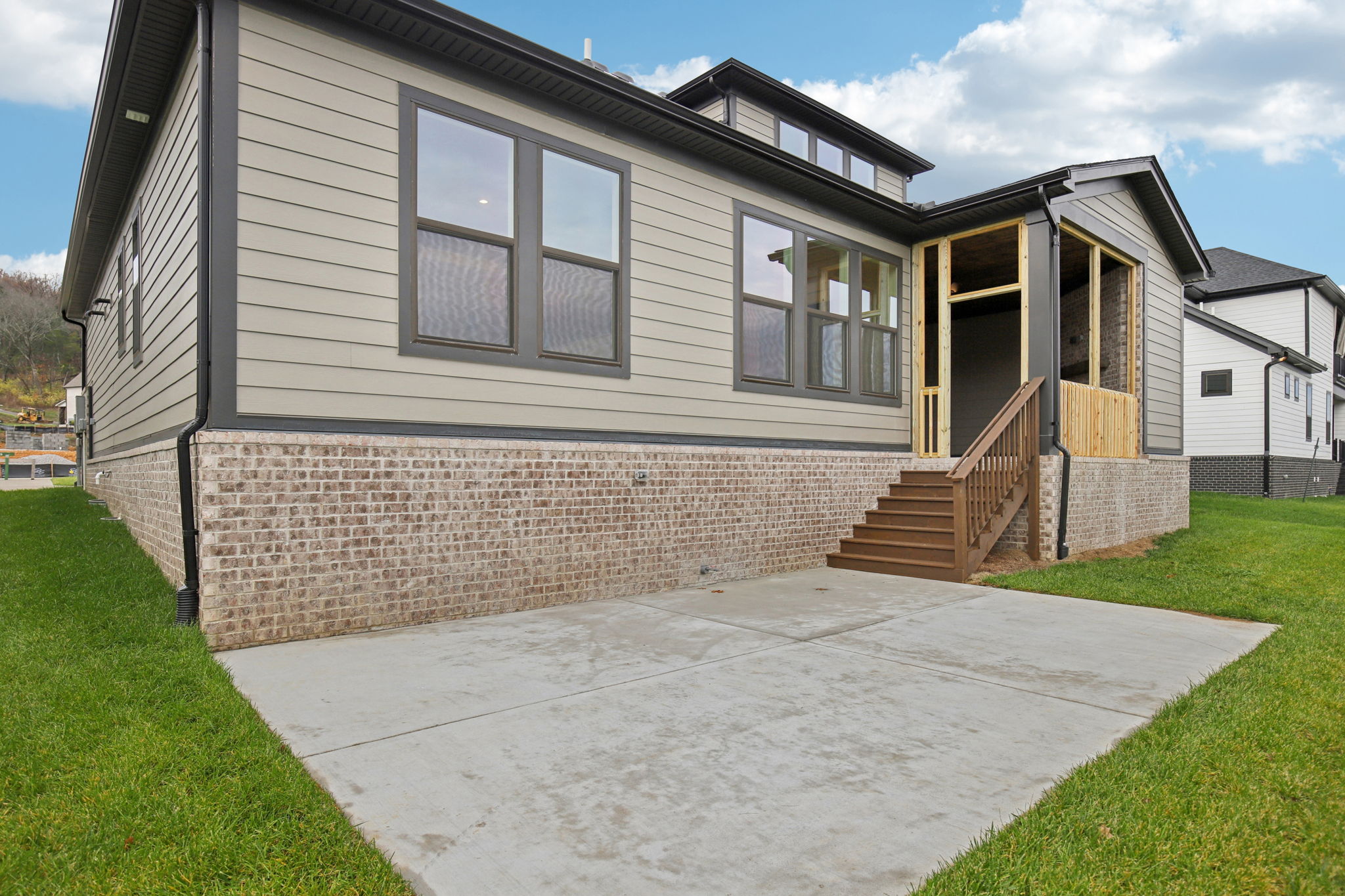 7424 LEELEE DRIVE-S2211-099