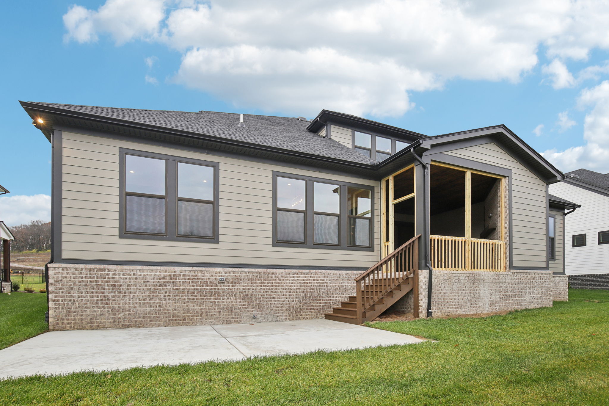 7424 LEELEE DRIVE-S2211-100