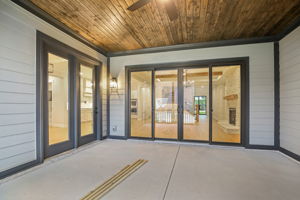 7424 LEELEE DRIVE-S2211-096