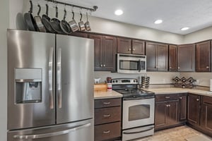 Cobblestone West Dr-S2204-018.jpg