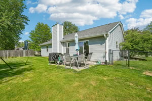 Cobblestone West Dr-S2204-039.jpg