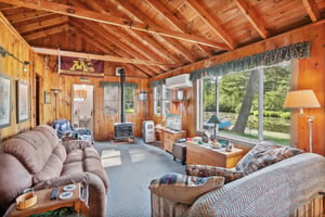 Hickory Point Ln-009.jpg
