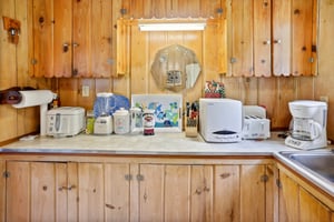 Hickory Point Ln-017.jpg