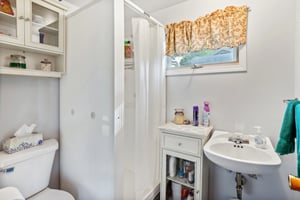 Hickory Point Ln-020.jpg