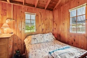 Hickory Point Ln-022.jpg