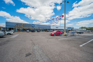 Shopping Center9