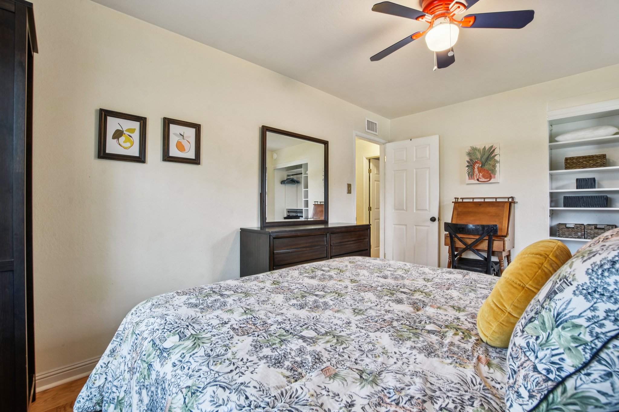 Van Maren Ln-S1612-019.jpg